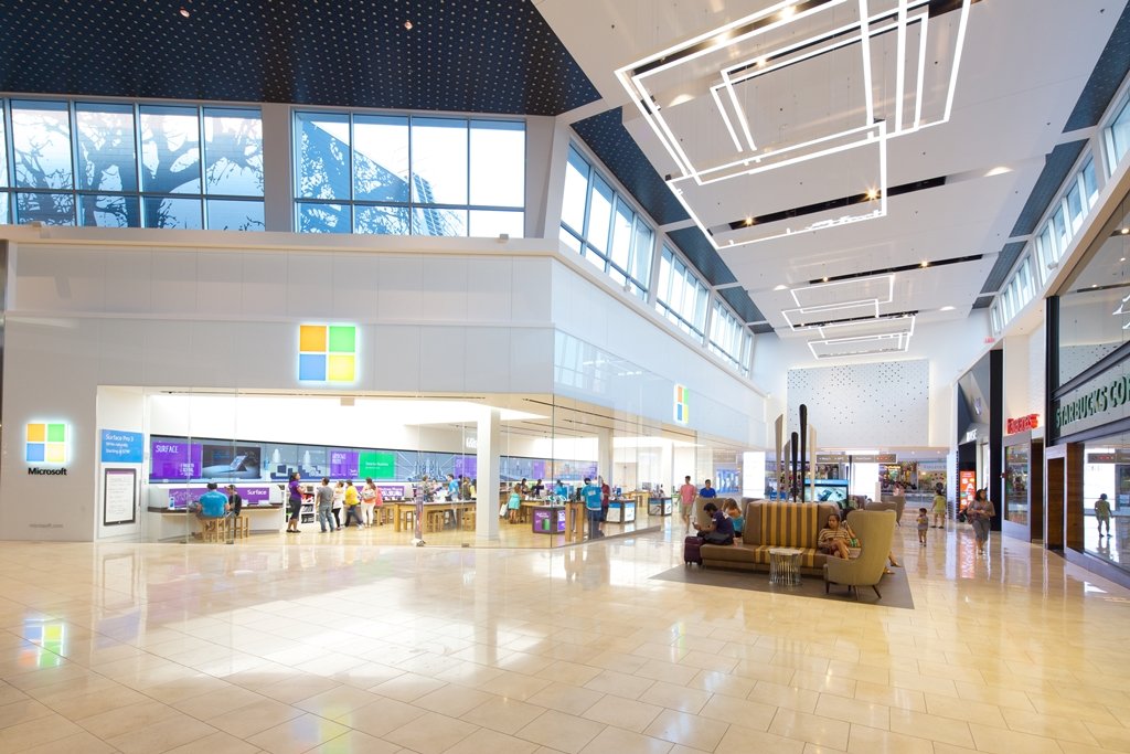 Garden State Plaza Deck B and mall expansion interior, 2013–2014